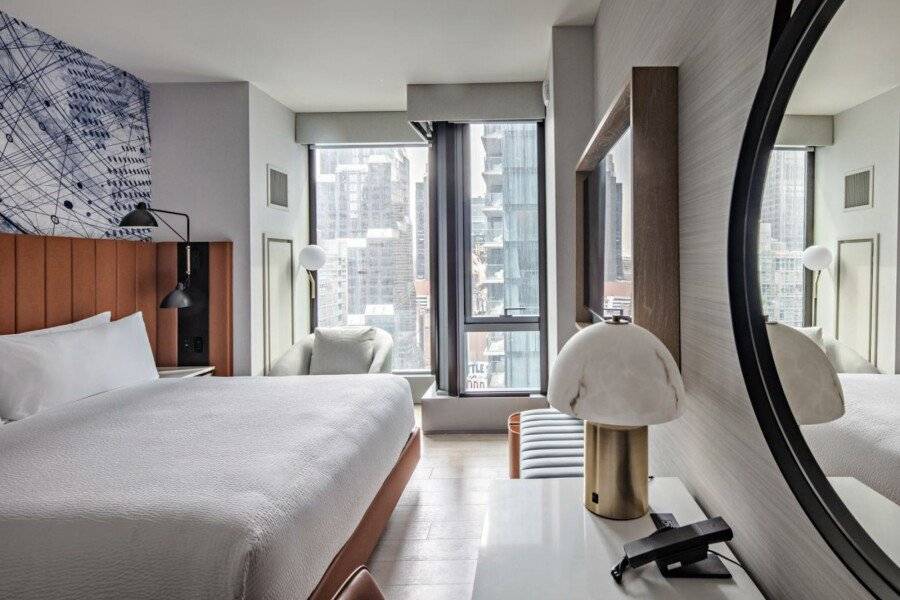 Tempo By Hilton Times Square hotel bedroom