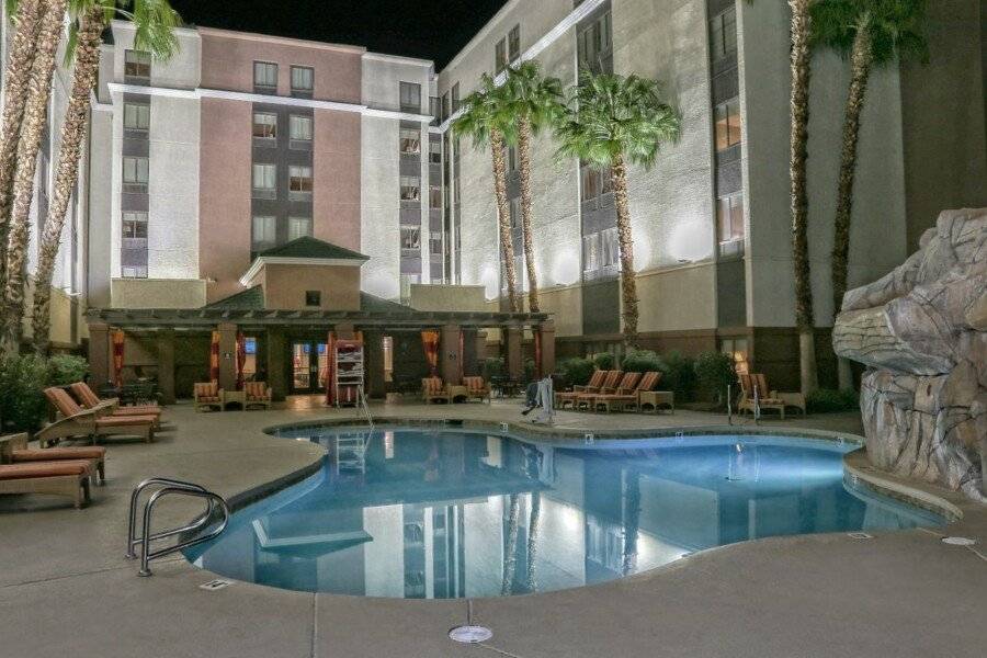 Hampton Inn Tropicana outdoor pool,hotel facade