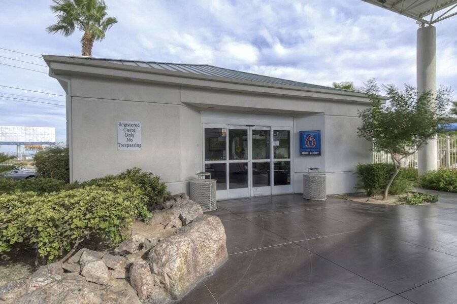 Motel 6-Las Vegas, NV - Tropicana 