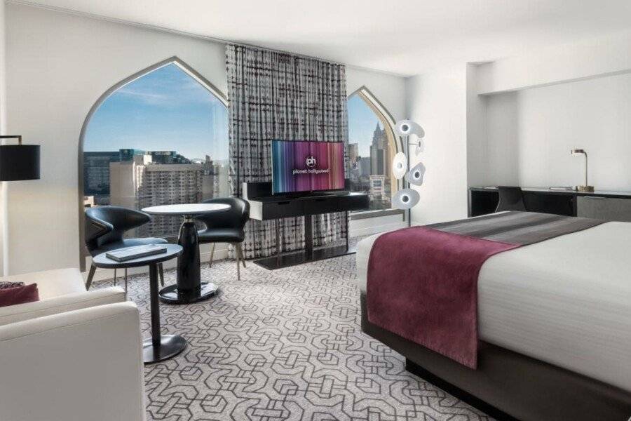 Planet Hollywood Resort & Casino hotel bedroom