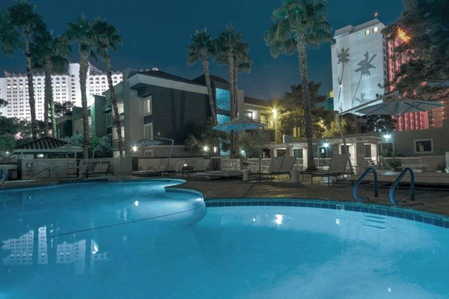 Desert Rose Resort outdoor pool