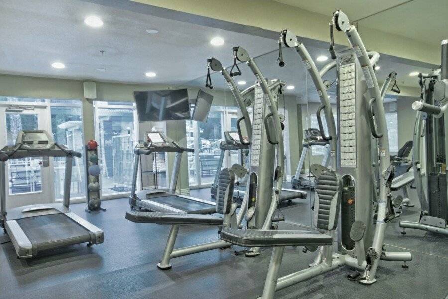 Desert Rose Resort fitness centre