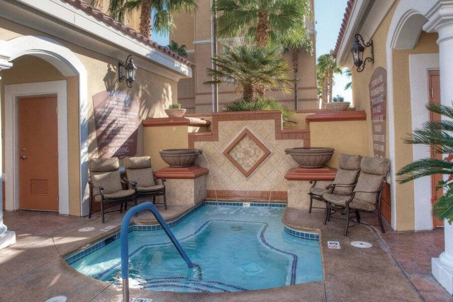 Club Wyndham Grand Desert spa,jacuzzi