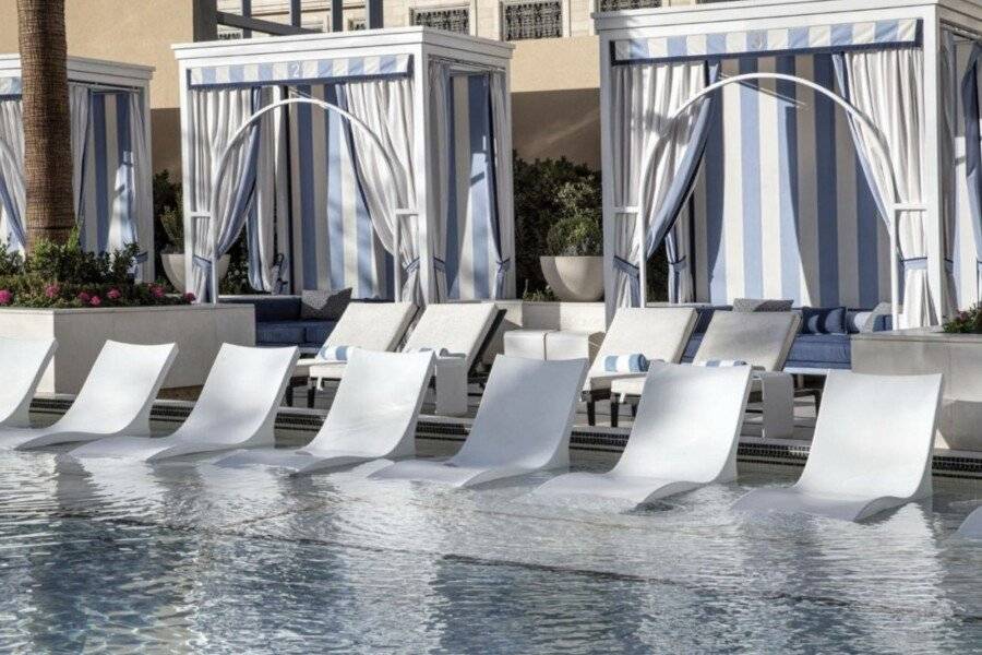 The Venetian® Resort Las Vegas outdoor pool