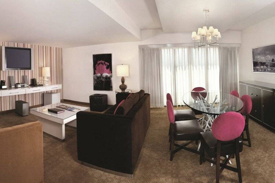 Flamingo Las Vegas Hotel & Casino hotel bedroom