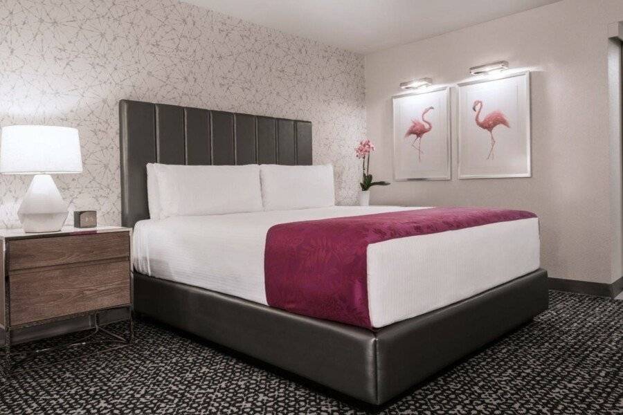 Flamingo Las Vegas Hotel & Casino hotel bedroom