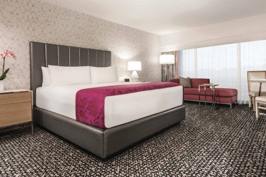 Flamingo Las Vegas Hotel & Casino hotel bedroom