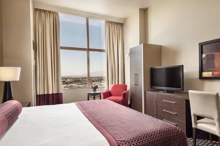 The STRAT Hotel, Casino & Tower hotel bedroom