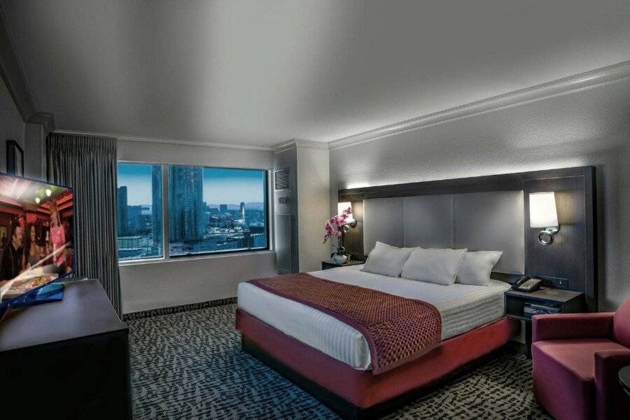 The STRAT Hotel, Casino & Tower hotel bedroom