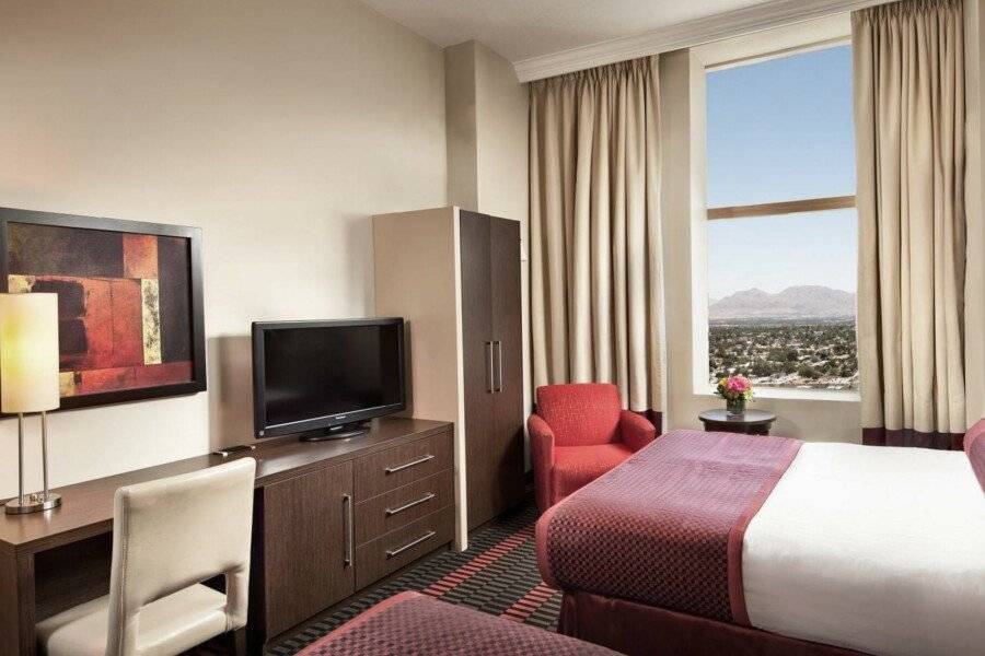 The STRAT Hotel, Casino & Tower hotel bedroom