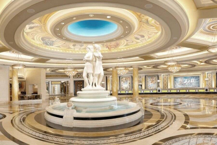 Caesars Palace Hotel & Casino lobby,