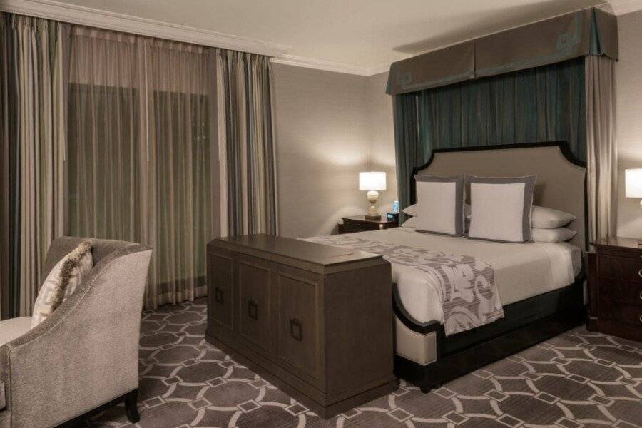 Caesars Palace Hotel & Casino hotel bedroom