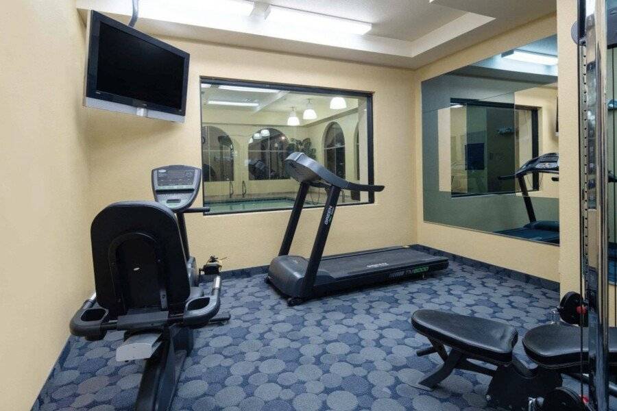 Baymont by Wyndham Las Vegas South Strip fitness centre