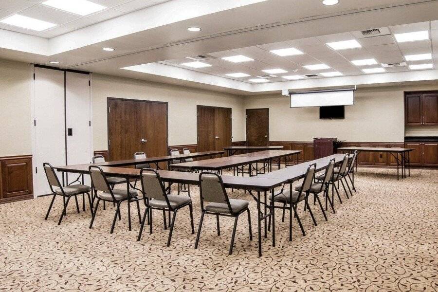 Comfort Inn & Suites Henderson - Las Vegas conference room,meeting room