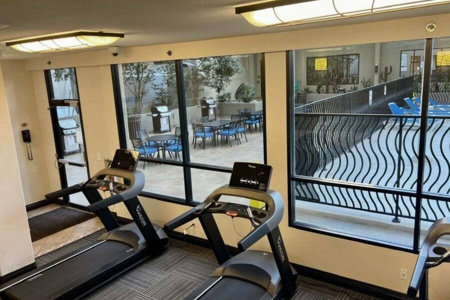 Jockey Resort Suites Center Strip fitness centre