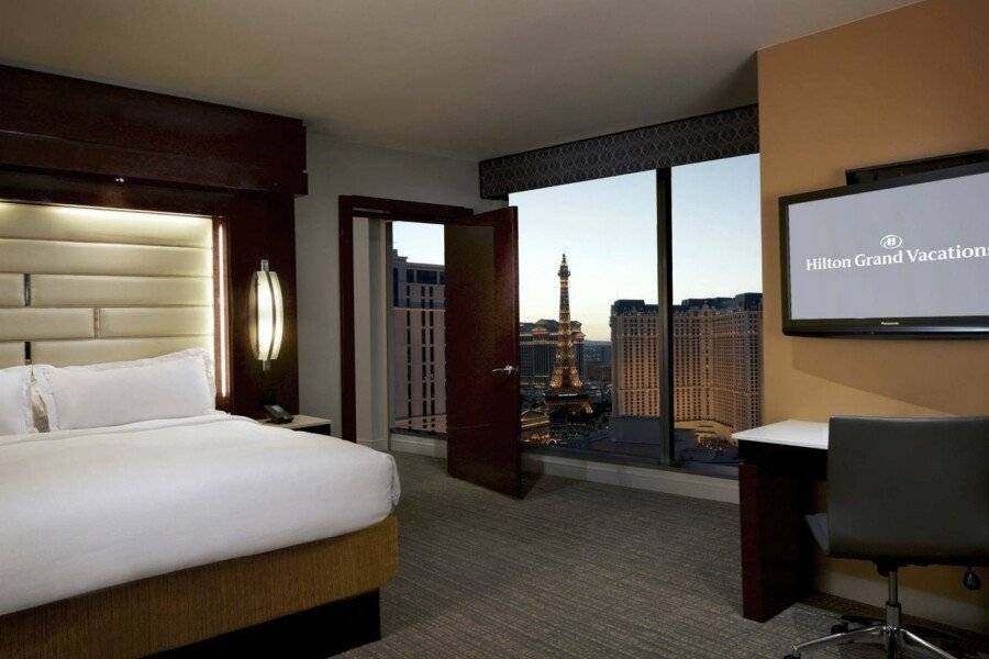 Hilton Grand Vacations Club Elara Center Strip Las Vegas hotel bedroom,ocean view