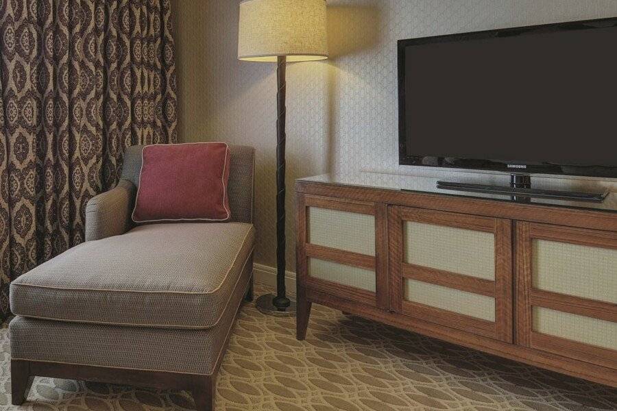 Excalibur , hotel bedroom