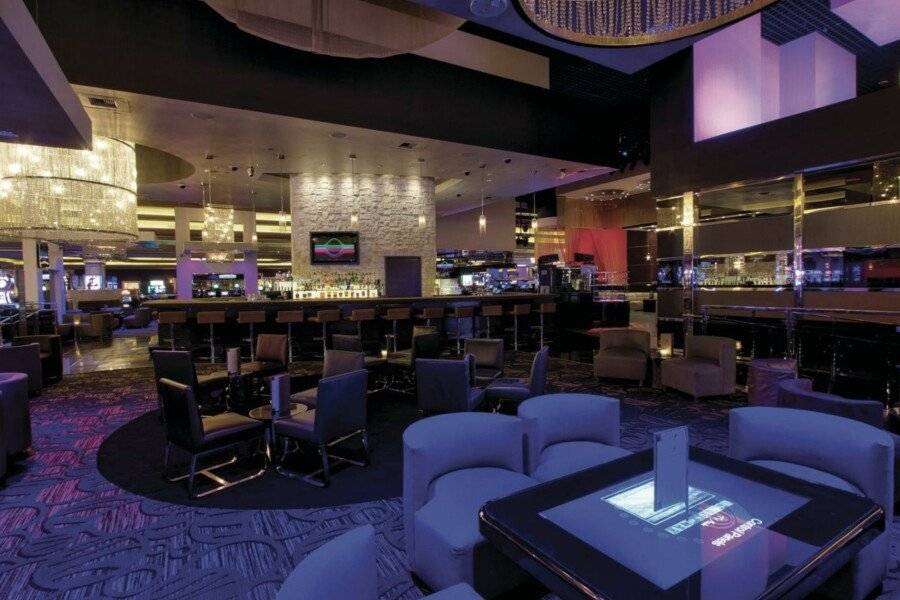 Mandalay Bay bar,casino