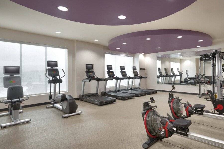 SpringHill Suites by Marriott Las Vegas Convention Center fitness centre