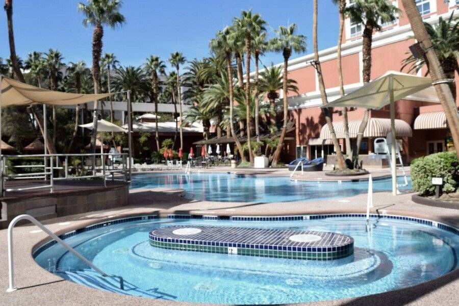 Treasure Island - TI Las Vegas Hotel & Casino outdoor pool,spa