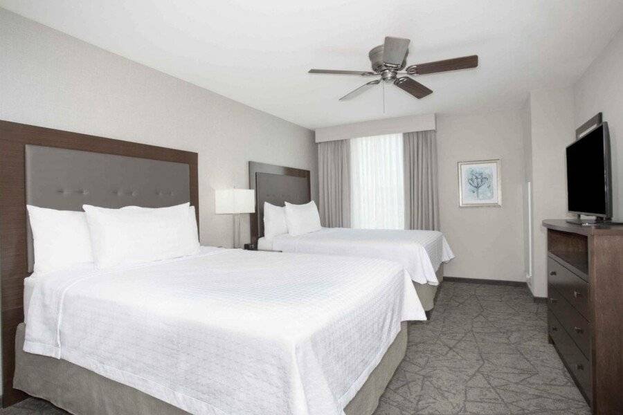 Homewood Suites By Hilton City Center hotel bedroom