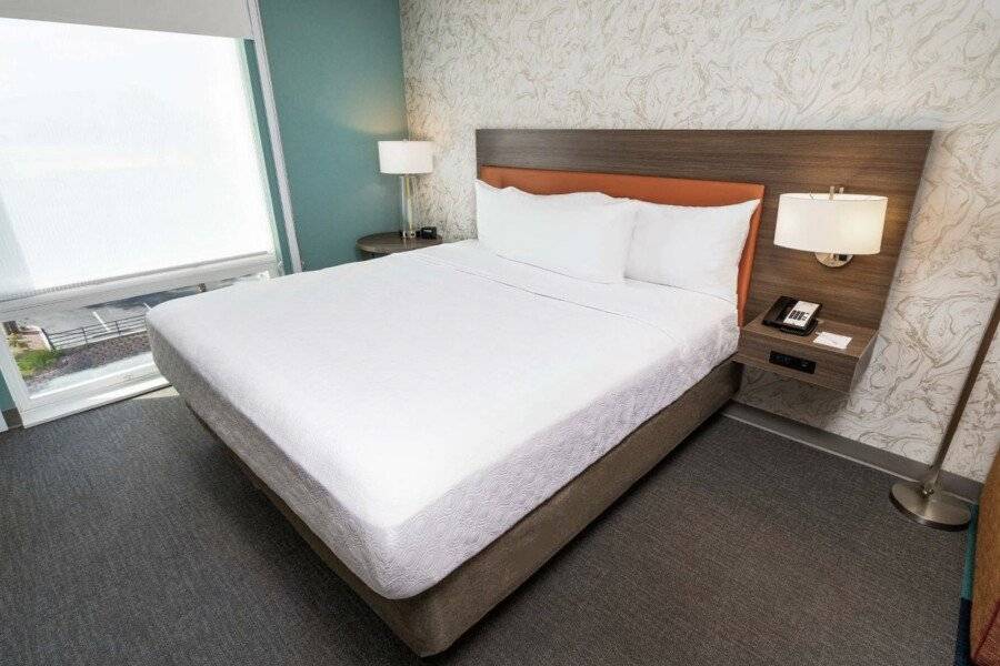 Home2 Suites by Hilton Las Vegas Stadium District hotel bedroom