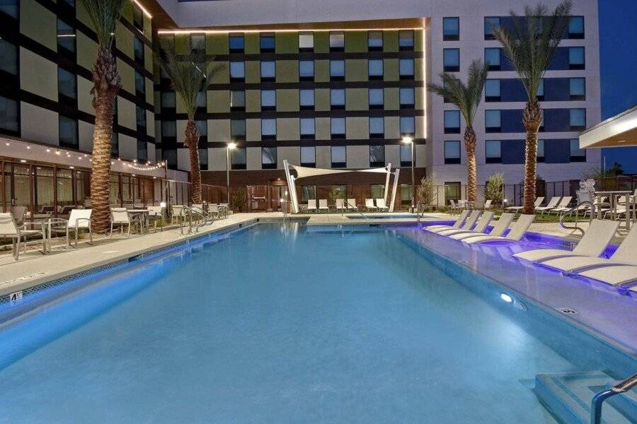 Home2 Suites by Hilton Convention Center outdoor pool,hotel facade