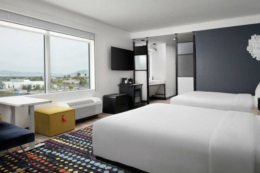 Aloft Henderson, Las Vegas hotel bedroom,ocean view