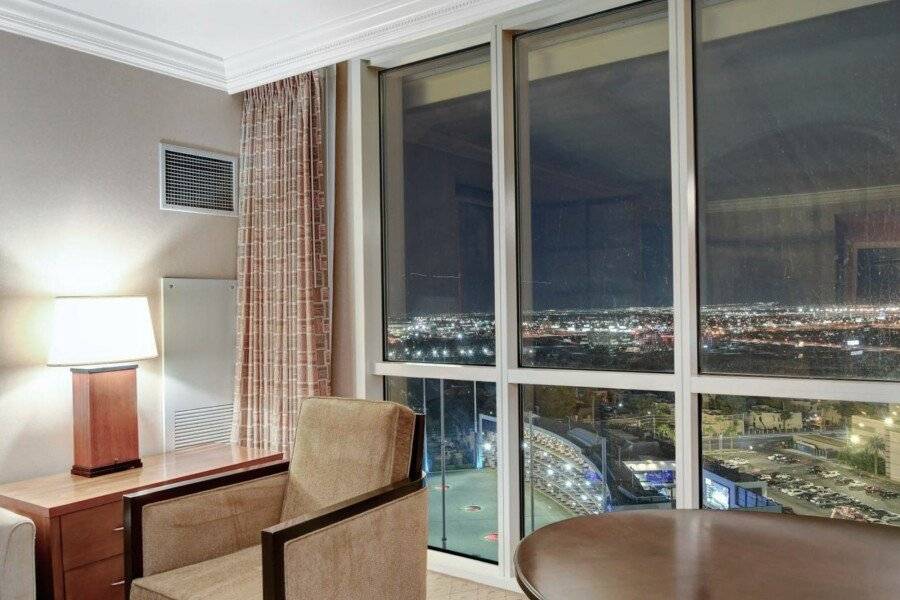 MGM Signature Towers by FantasticStay hotel bedroom,ocean view