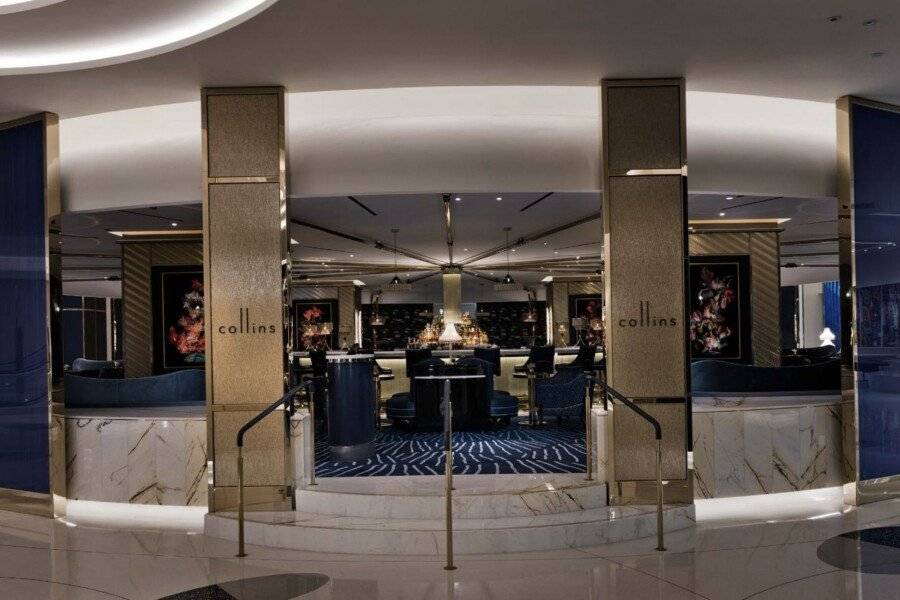 Fontainebleau Las Vegas lobby, restaurant, bar