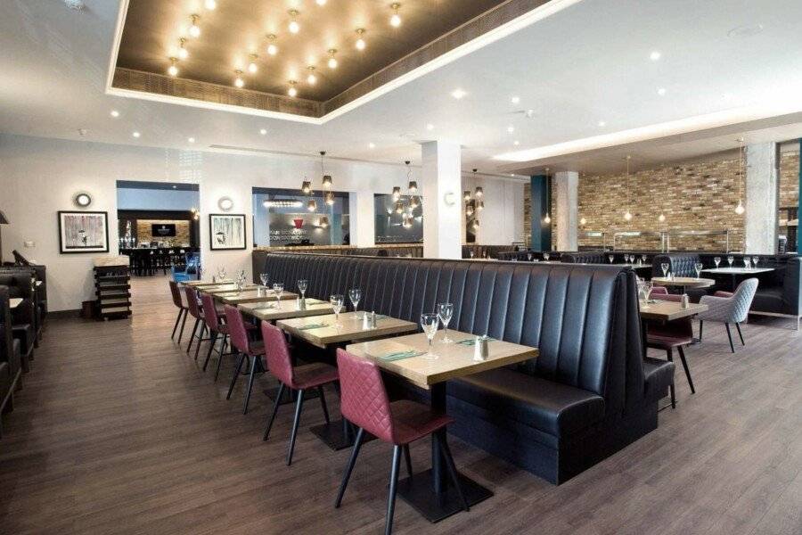 Sandman Signature London Gatwick Hotel restaurant