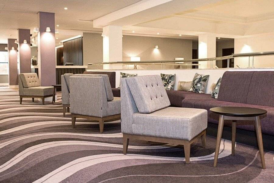 Sandman Signature London Gatwick Hotel lobby