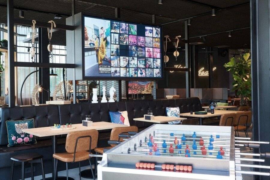 Moxy Amsterdam Schiphol Airport 