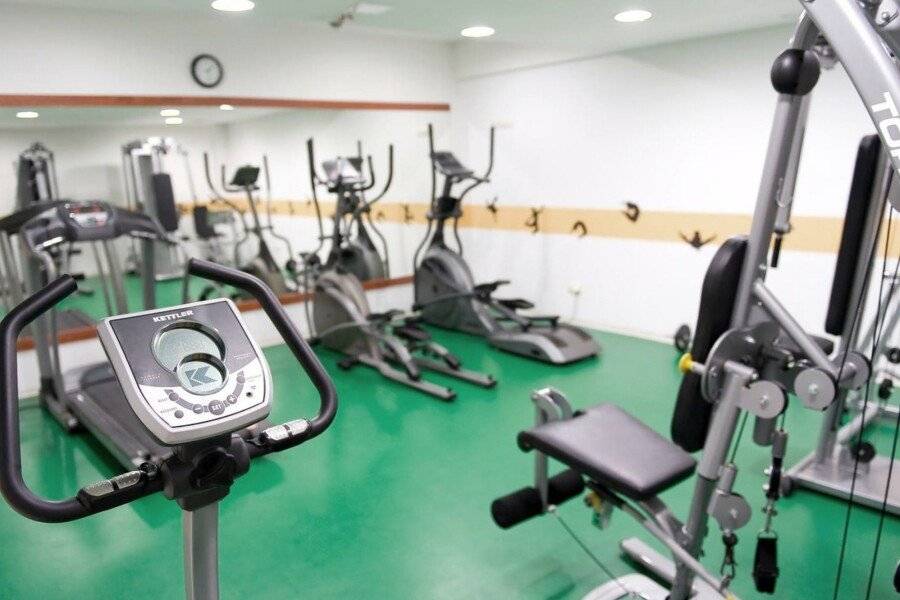 Airport Hotel Budapest fitness centre