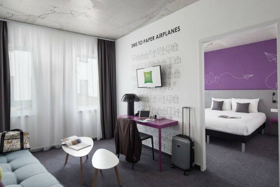 ibis Styles Budapest Airport hotel bedroom