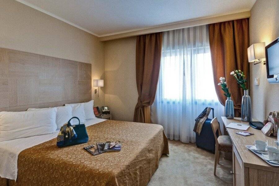 Best Western Hotel Rome Airport hotel bedroom