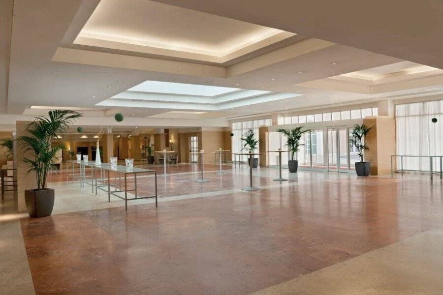 Hilton Rome Airport lobby