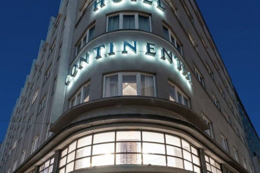 Hotel Continental facade