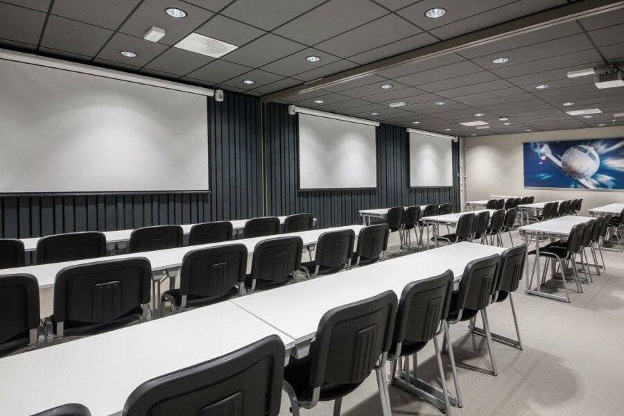 Park Inn by Radisson Oslo Airport Hotel West conference room,meeting room