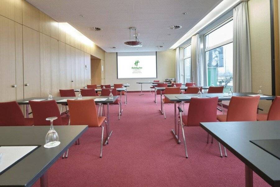 Holiday Inn Berlin Airport conference room,meeting room