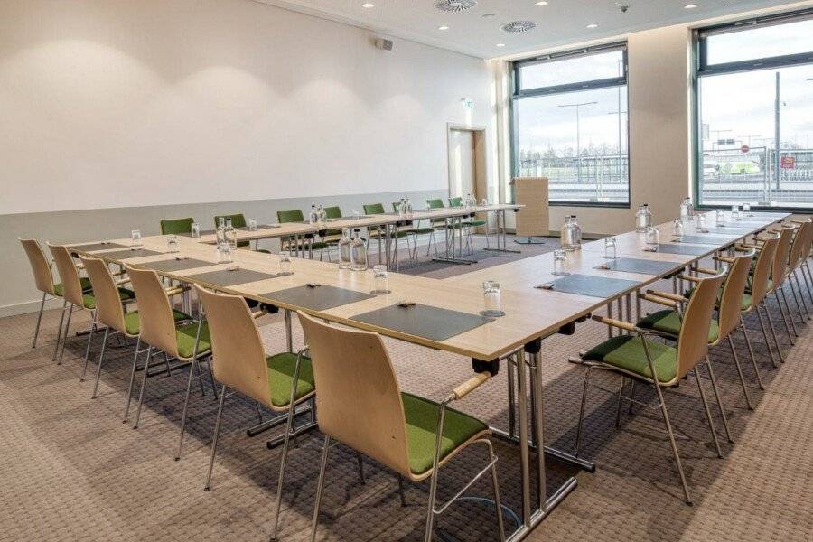 IntercityHotel Berlin Airport conference room,meeting room