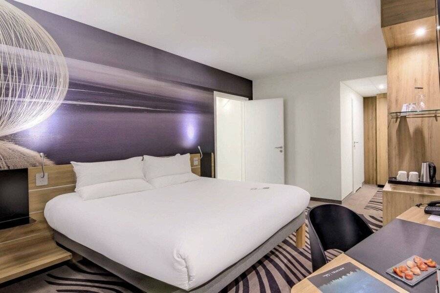 Novotel Kraków Centrum hotel bedroom