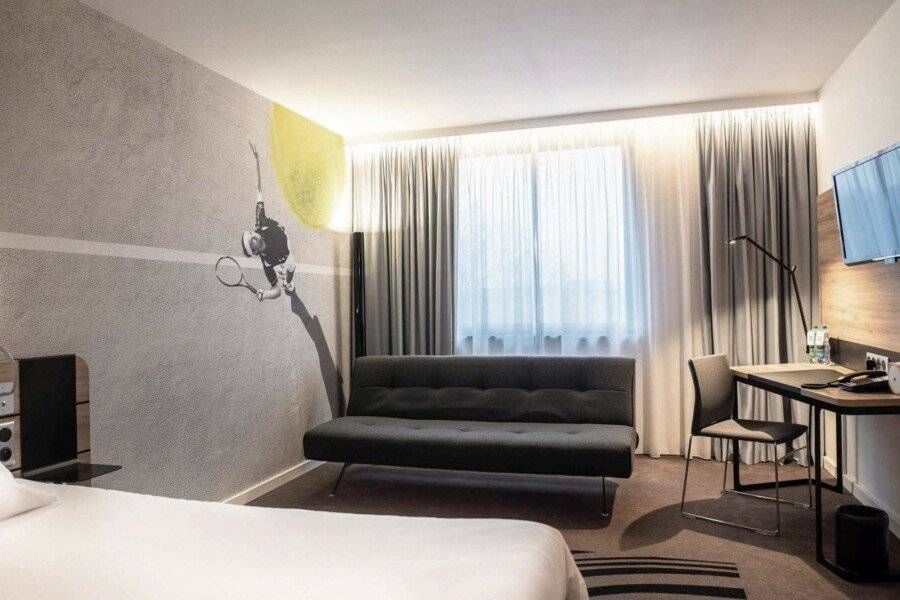 Novotel Kraków Centrum hotel bedroom