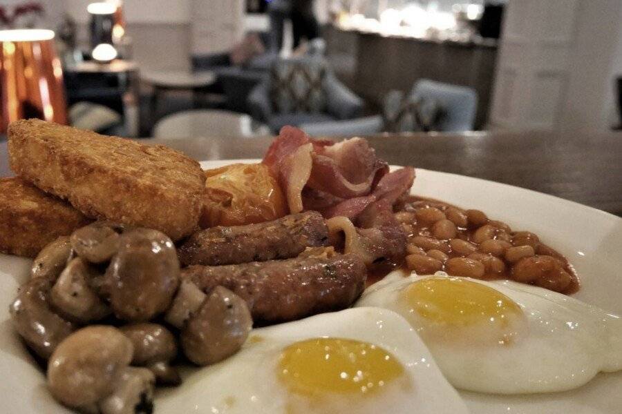 Novotel London Stansted Airport breakfast,