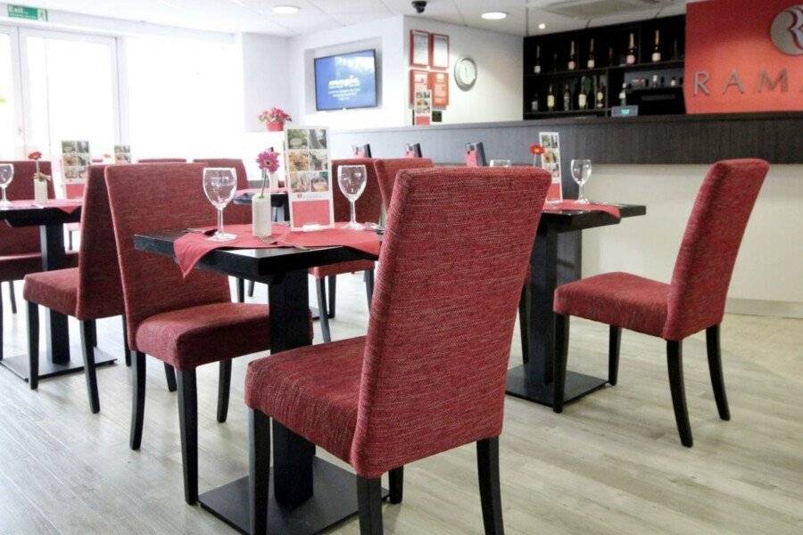 Ramada London Stansted Airport restaurant