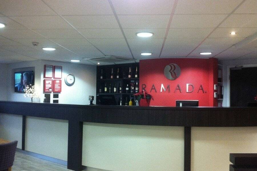 Ramada London Stansted Airport lobby,front desk