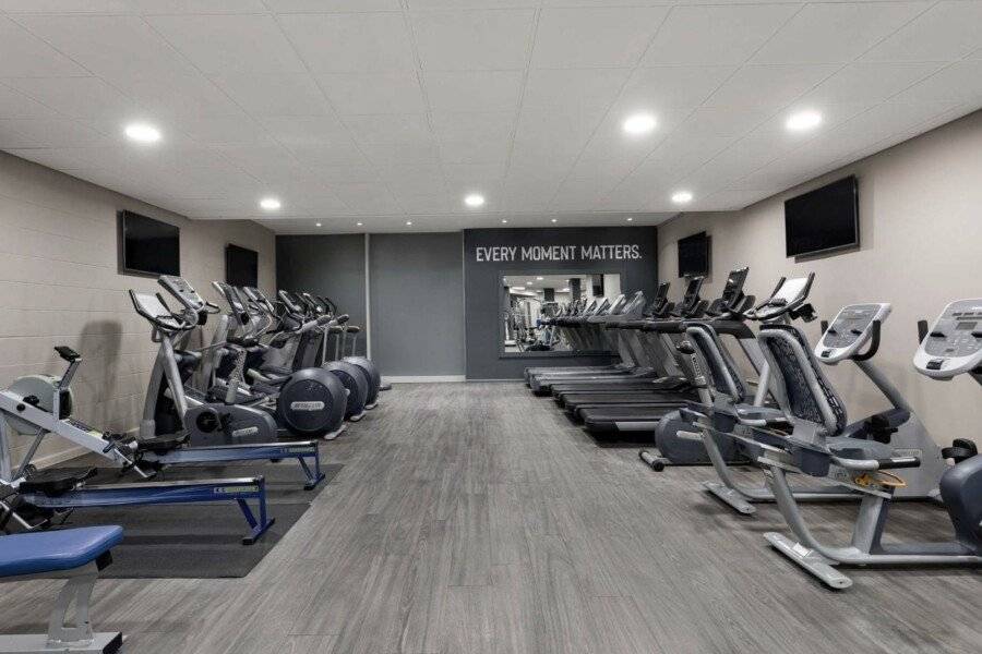 Radisson Blu Hotel London Stansted Airport fitness centre