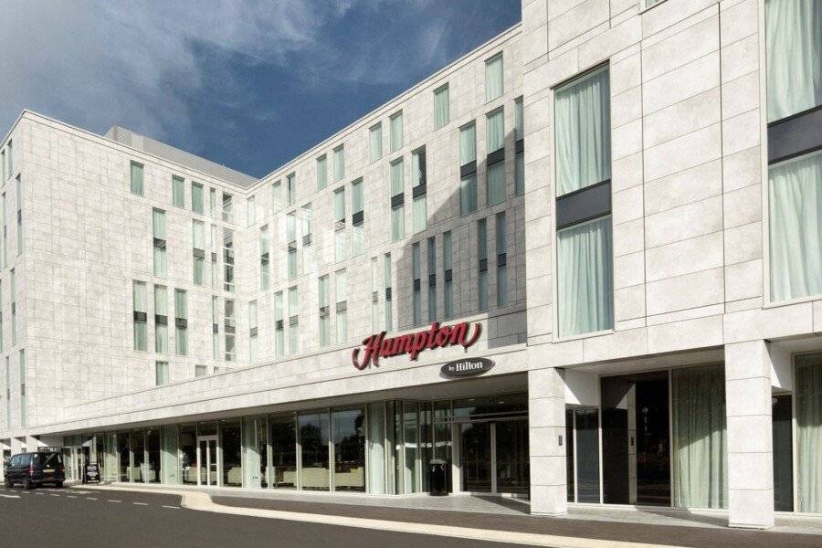 Hampton By Hilton London Stansted Airport facade