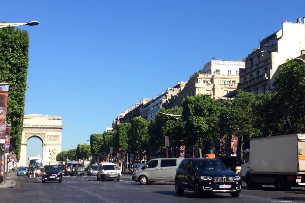 Champs-Elysees