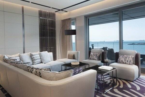 Splendor Two Bedroom Residence with Sea View